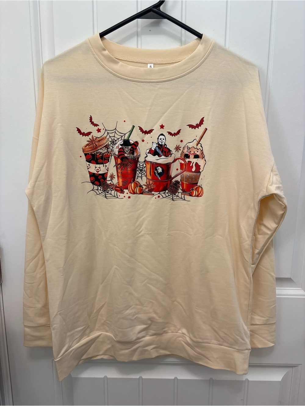 Halloween Beverage Graphic Long-Sleeve Top in Apricot. Size Small. NWT